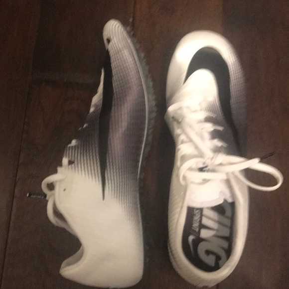 Track spikes (never used) - Picture 2 of 3